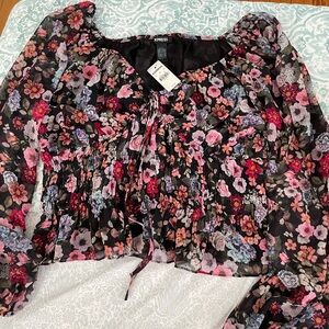 NWT Express Top Large